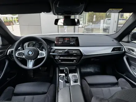 BMW 530 2017 года за 17 500 000 тг. в Алматы – фото 10
