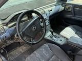 Mercedes-Benz E 280 1997 годаfor1 000 100 тг. в Атырау – фото 5