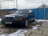 Mercedes-Benz E 200 1990 года за 1 300 000 тг. в Мерке – фото 3