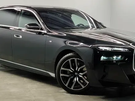 BMW 740 2024 года за 72 000 000 тг. в Алматы – фото 3