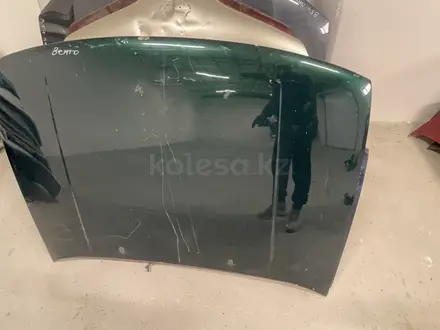 Капот фольксваген венто за 2 700 тг. в Актобе