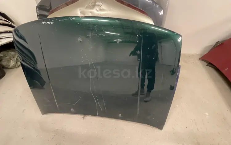 Капот фольксваген венто за 2 700 тг. в Актобе