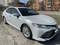 Toyota Camry 2018 годаүшін16 500 000 тг. в Риддер – фото 3