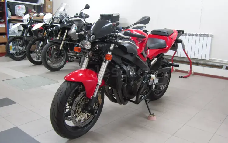 Honda  CBR 600 F4i Sport 2002 года за 4 100 000 тг. в Павлодар