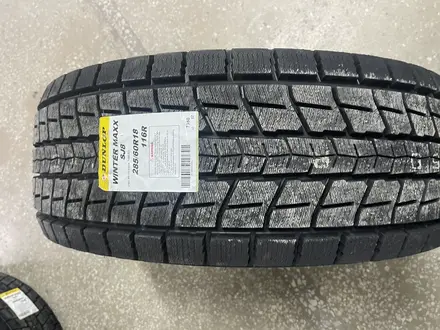 285-60r18 Dunlop Winter Maxx SJ8 за 77 000 тг. в Алматы