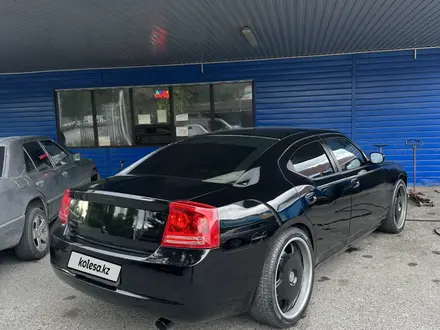 Dodge Charger 2006 года за 6 500 000 тг. в Алматы – фото 2