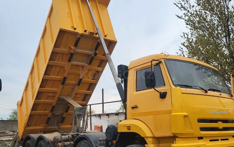 КамАЗ  65201 2015 года за 26 000 000 тг. в Атырау