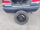 Toyota Carina 1997 годаfor2 500 000 тг. в Усть-Каменогорск