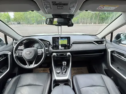 Toyota RAV4 2021 года за 17 300 000 тг. в Астана – фото 4