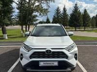 Toyota RAV4 2021 года за 18 500 000 тг. в Астана