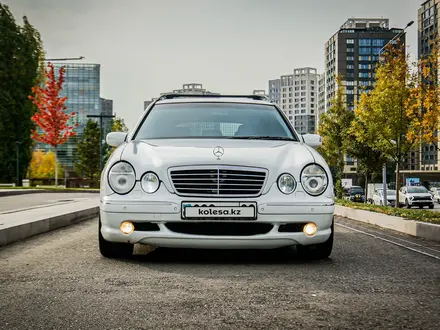 Mercedes-Benz E 55 AMG 2000 года за 10 000 000 тг. в Алматы