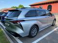 Toyota Sienna 2021 года за 21 000 000 тг. в Алматы – фото 5