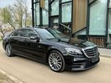 Комплект оригинальных разношироких дисков Mercedes-Benz AMG за 190 000 тг. в Алматы