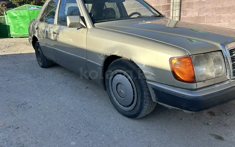 Mercedes-Benz E 230 1990 годаүшін600 000 тг. в Караганда