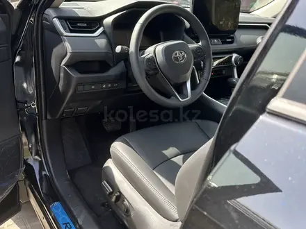 Toyota RAV4 2023 года за 21 500 000 тг. в Алматы – фото 6