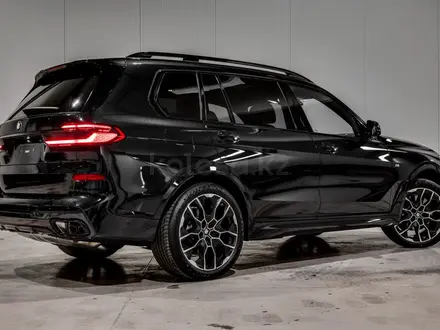 BMW X7 2024 года за 70 500 000 тг. в Астана – фото 3