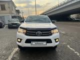 Toyota Hilux 2018 года за 14 500 000 тг. в Алматы – фото 5