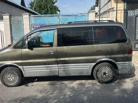 Hyundai Starex 2002 года за 2 290 008 тг. в Шымкент – фото 2