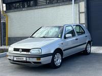 Volkswagen Golf 1993 годаүшін2 300 000 тг. в Тараз