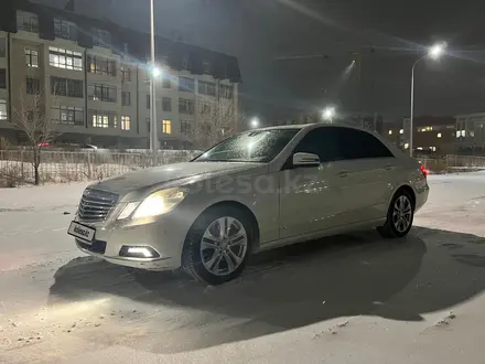 Mercedes-Benz E 300 2009 года за 8 000 000 тг. в Караганда – фото 4