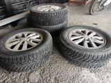 Комплект зимней резины с диском на Hyundai accent за 150 000 тг. в Алматы – фото 4
