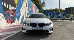 BMW 330 2021 года за 19 500 000 тг. в Алматы – фото 2