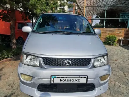 Toyota HiAce Regius 1997 года за 5 000 000 тг. в Алматы