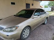 Toyota Camry, 2005