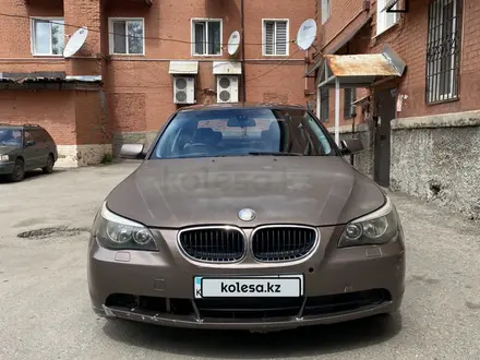 BMW 520 2005 года за 4 000 000 тг. в Усть-Каменогорск – фото 2