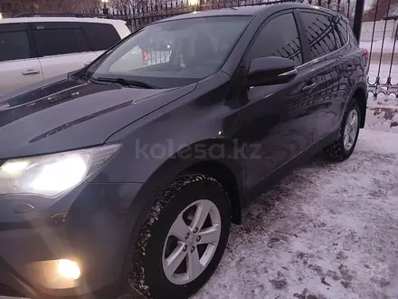 Toyota RAV4 2013 года за 10 000 000 тг. в Астана – фото 2