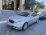 Mercedes-Benz E 320 2002 годаүшін5 200 000 тг. в Актау – фото 3