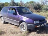 Volkswagen Golf 1993 годаfor600 000 тг. в Тараз