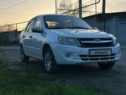 ВАЗ (Lada) Granta 2190 2017 года за 2 500 000 тг. в Шымкент