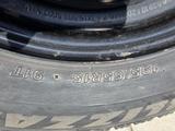 Комплект шин Bridgestone c дисками R15, датчики, колпаки Hyundai Elantraүшін130 000 тг. в Кокшетау – фото 2