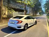 Honda Civic 2019 года за 8 800 000 тг. в Алматы – фото 5