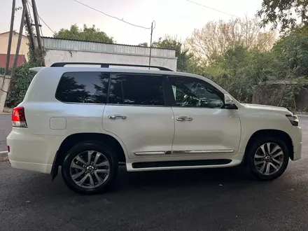 Toyota Land Cruiser 2018 года за 39 900 000 тг. в Алматы – фото 5