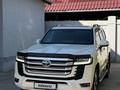 Toyota Land Cruiser 2021 года за 48 000 000 тг. в Шымкент