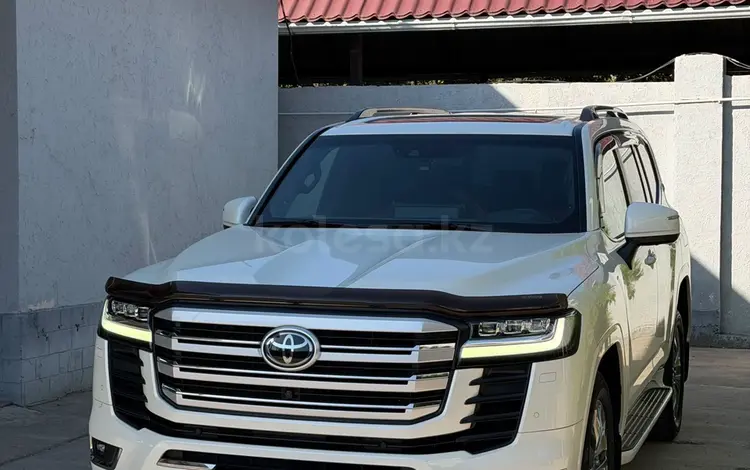Toyota Land Cruiser 2021 года за 48 000 000 тг. в Шымкент