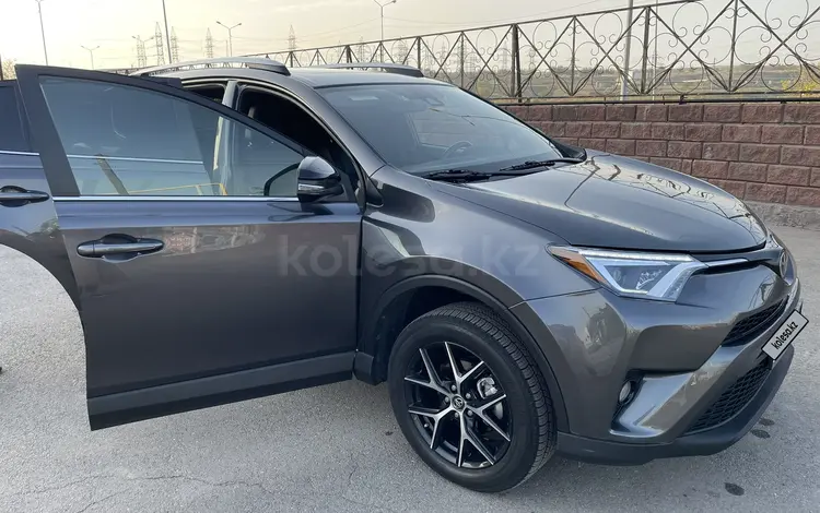 Toyota RAV4 2017 года за 12 299 999 тг. в Алматы