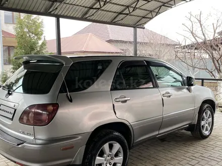 Lexus RX 300 1999 года за 3 900 000 тг. в Алматы – фото 3