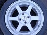 Диски Rays Volk R15 с двумя комплектами резины за 250 000 тг. в Кокшетау – фото 3