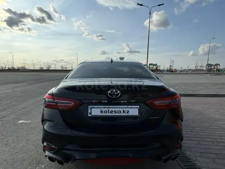 Toyota Camry 2019 года за 14 500 000 тг. в Жезказган – фото 5