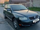 Volkswagen Touareg 2005 года за 5 600 000 тг. в Шымкент – фото 5