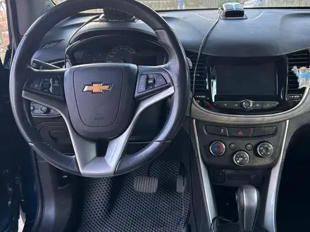 Chevrolet Tracker 2021 года за 7 500 000 тг. в Алматы – фото 26