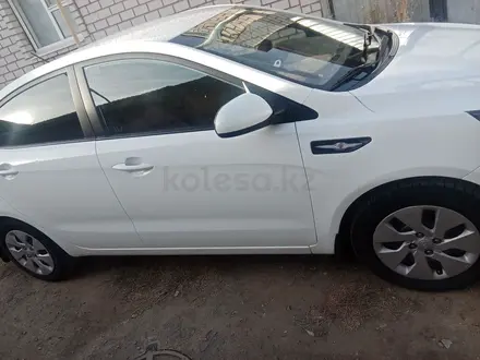 Kia Rio 2014 года за 4 600 000 тг. в Актобе – фото 3