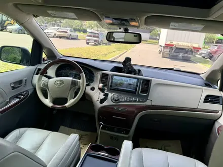 Toyota Sienna 2011 года за 12 200 000 тг. в Алматы – фото 10