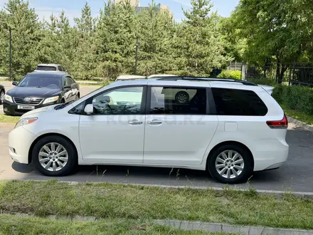 Toyota Sienna 2011 года за 12 200 000 тг. в Алматы – фото 6