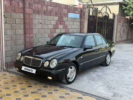 Mercedes-Benz E 280 1996 года за 3 000 000 тг. в Шымкент – фото 2