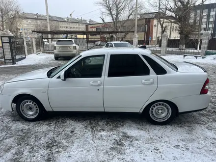 ВАЗ (Lada) Priora 2170 2013 года за 1 600 000 тг. в Семей – фото 2