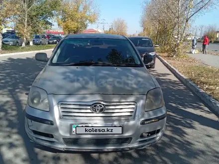 Toyota Avensis 2004 года за 3 000 000 тг. в Астана